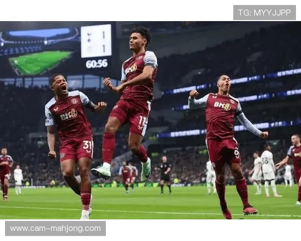 佛罗伦萨1-0卡利亚里，紫百合主场稳守欧战希望