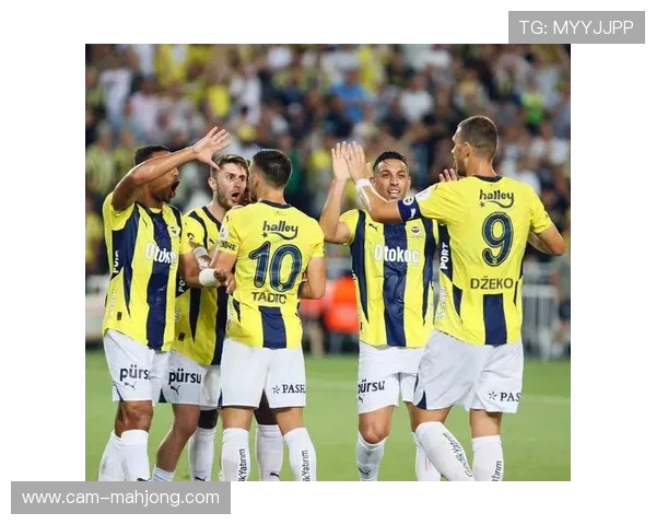 VAR争议再起:尤文全队新闻沉默抗议卡卢卢红牌判罚 VAR争议再起:尤文全队新闻沉默抗议卡卢卢红牌判罚